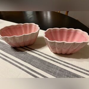 Vintage pink ruffled planters, set of 2